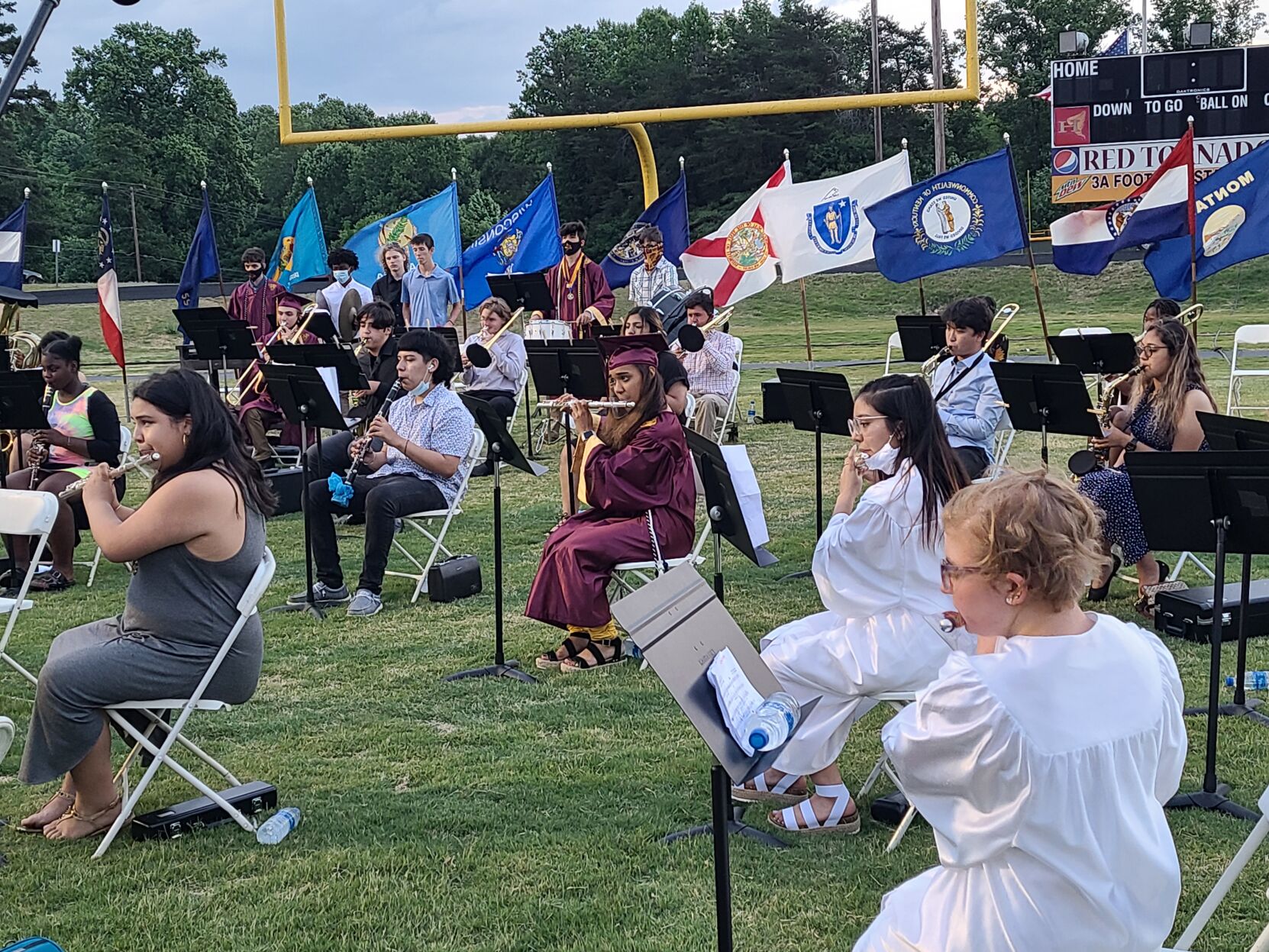 Hickory High Graduation (27).jpg